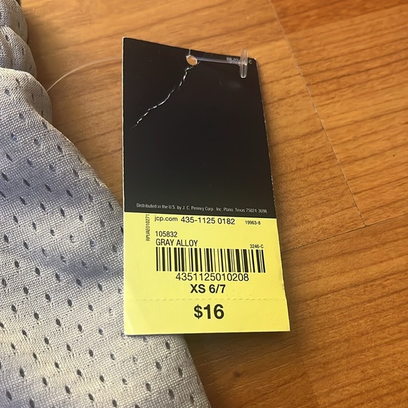 Nwt Xersion grey athletic shorts XS 6/7 - Picture 2 of 5